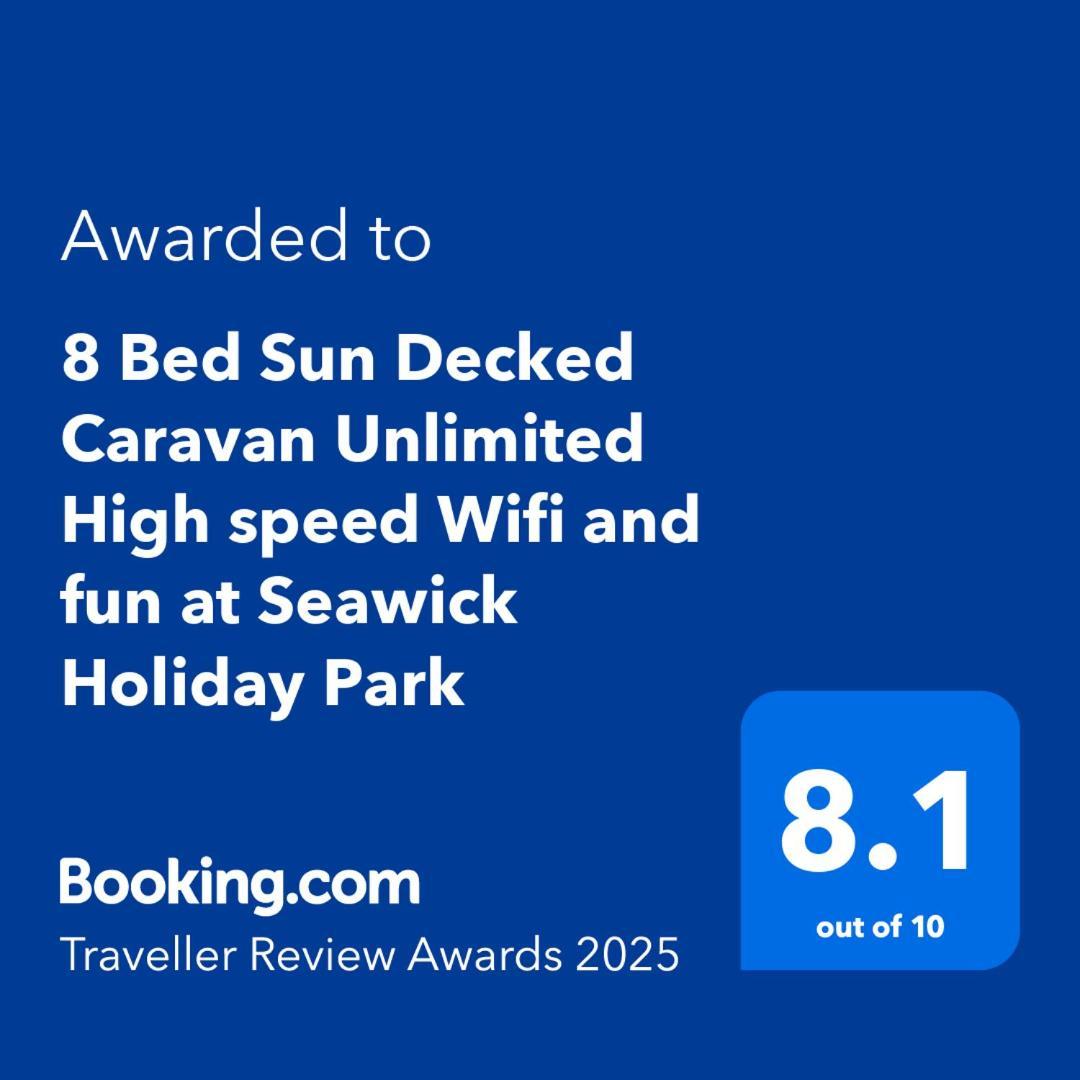 8 Bed Sun Decked Caravan Unlimited High Speed Wifi And Fun At Seawick Holiday Park แคลกตัน-ออน-ซี ภายนอก รูปภาพ